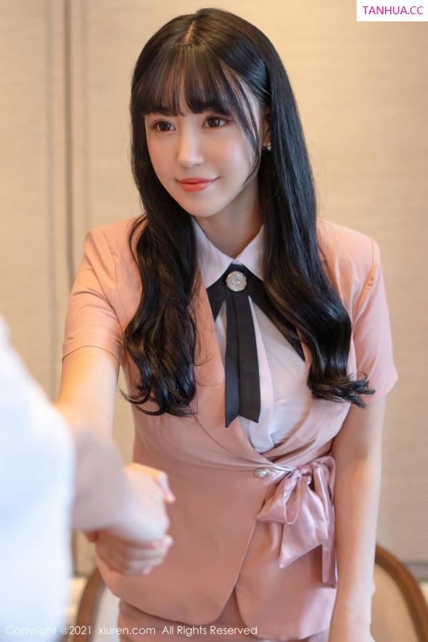 朱可 barbie可儿 [XiuRen]高清写真图 2021.10.11 No.4044 朱可儿Flower第6张图片